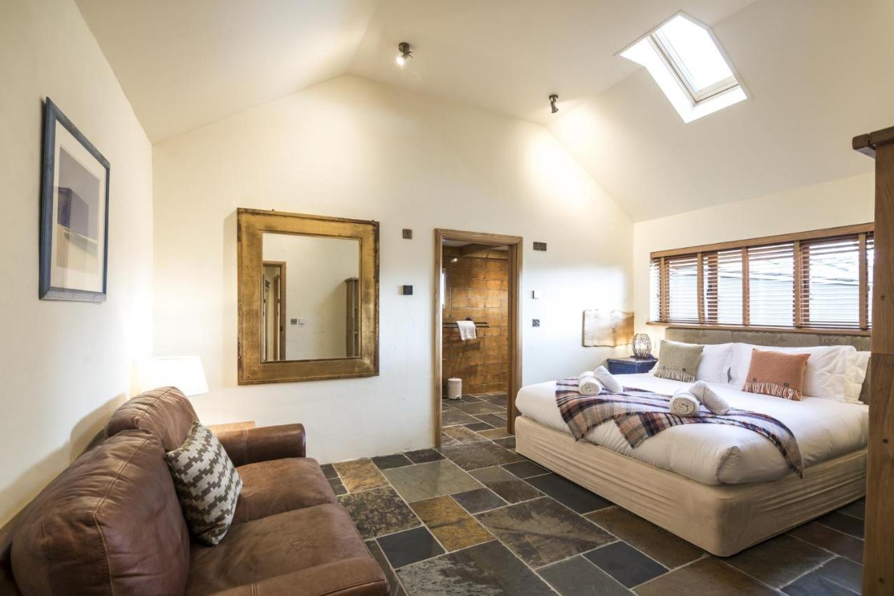 Lavender - Luxurious Barn Conversion - Blossom Farm Johnston المظهر الخارجي الصورة