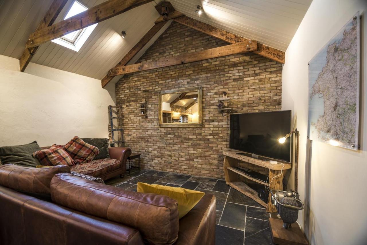 Lavender - Luxurious Barn Conversion - Blossom Farm Johnston المظهر الخارجي الصورة